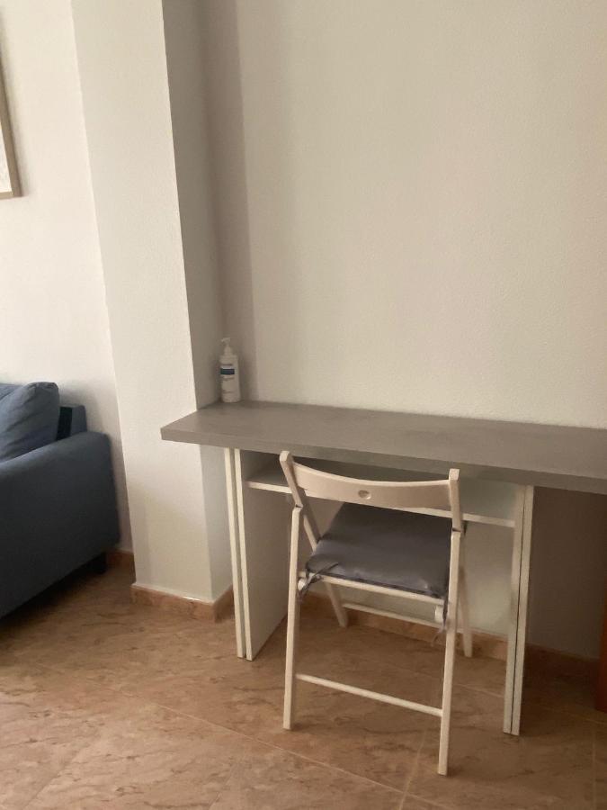 Céntrico apartamento con todo a estrenar en la playa Santa Pola Exterior foto