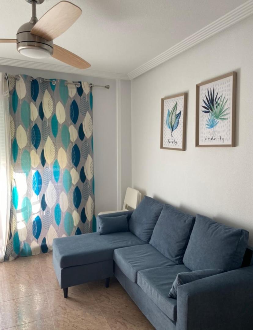 Céntrico apartamento con todo a estrenar en la playa Santa Pola Exterior foto