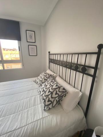 Céntrico apartamento con todo a estrenar en la playa Santa Pola Exterior foto